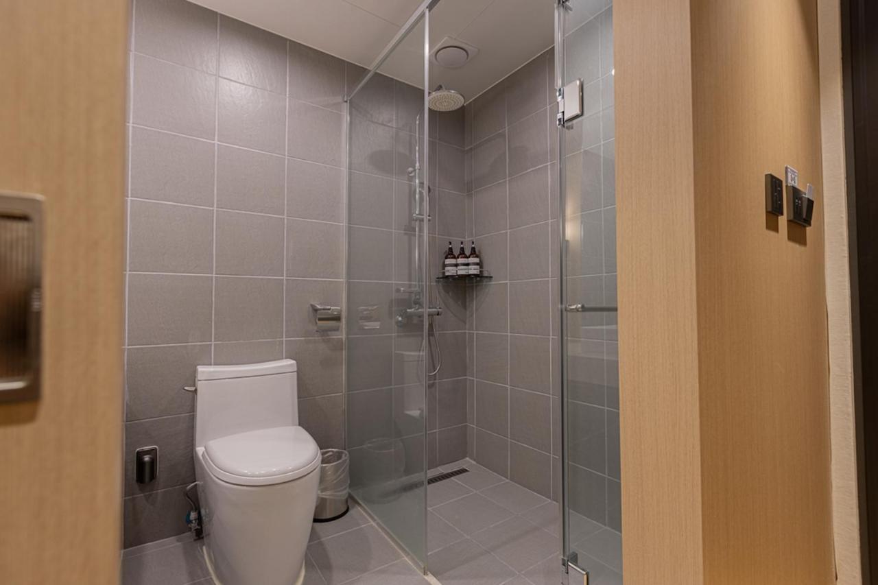 Hotel Zinc Согвипхо Экстерьер фото