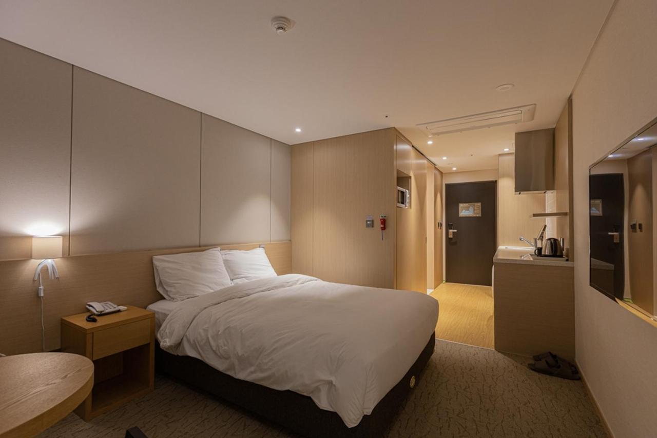 Hotel Zinc Согвипхо Экстерьер фото