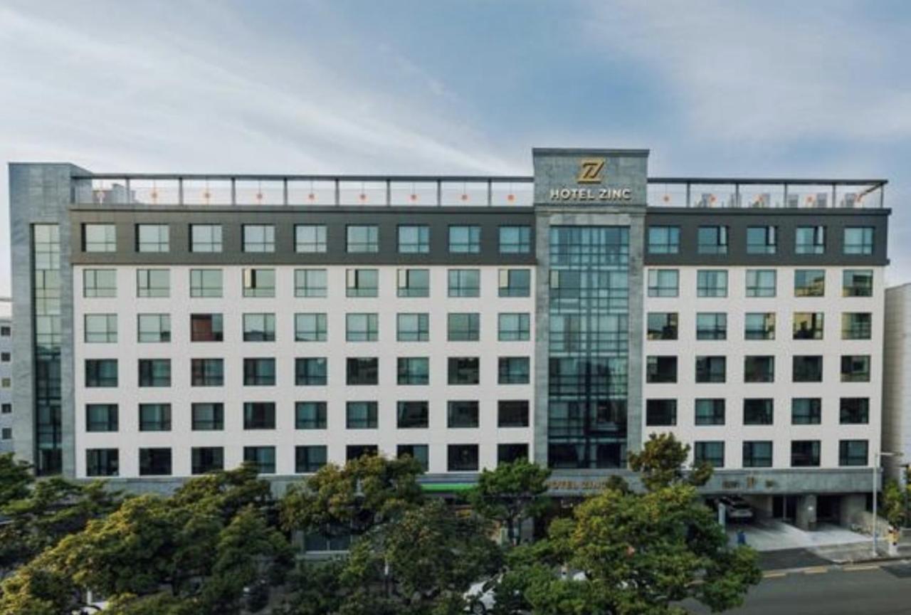 Hotel Zinc Согвипхо Экстерьер фото