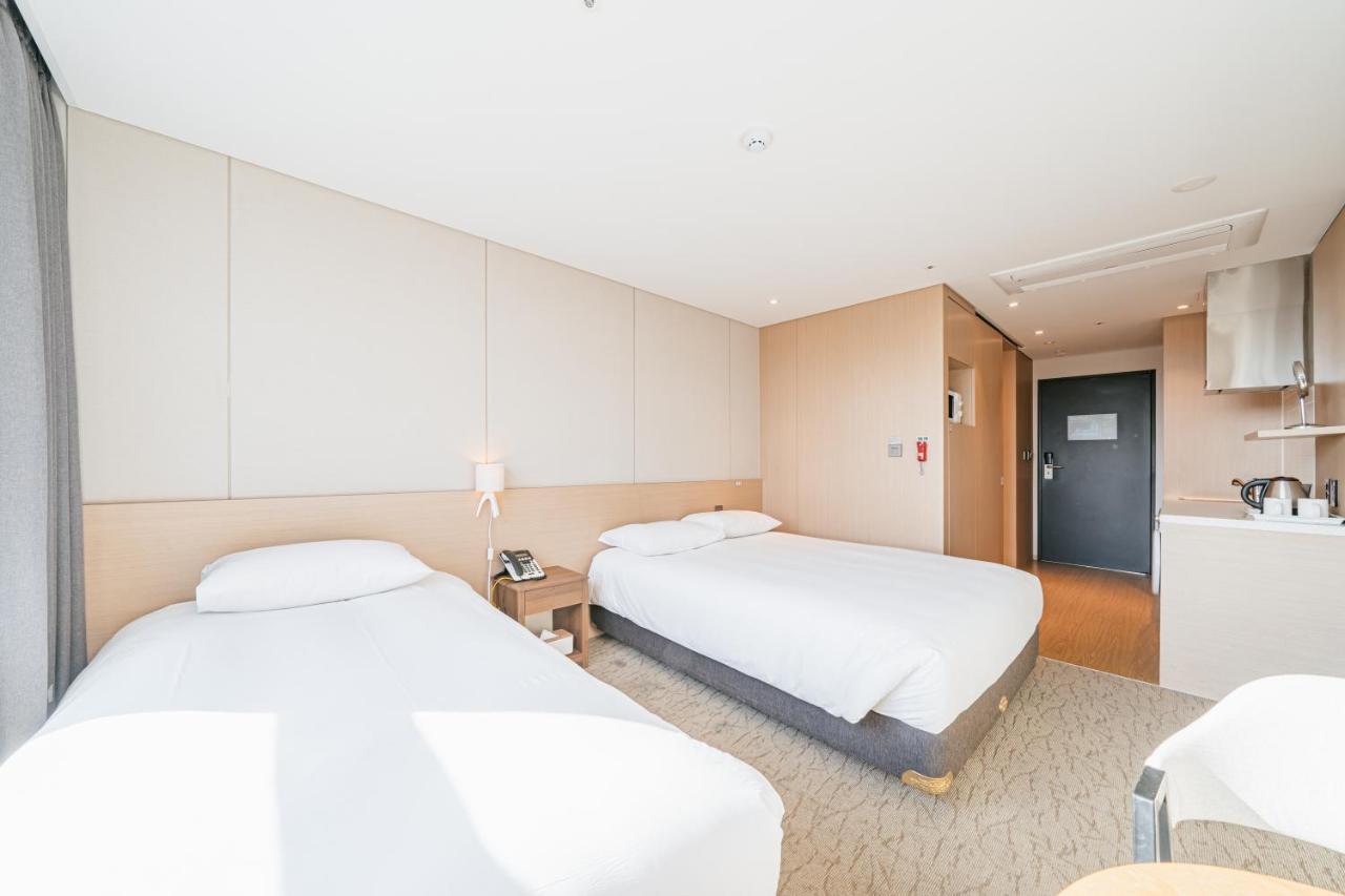 Hotel Zinc Согвипхо Экстерьер фото