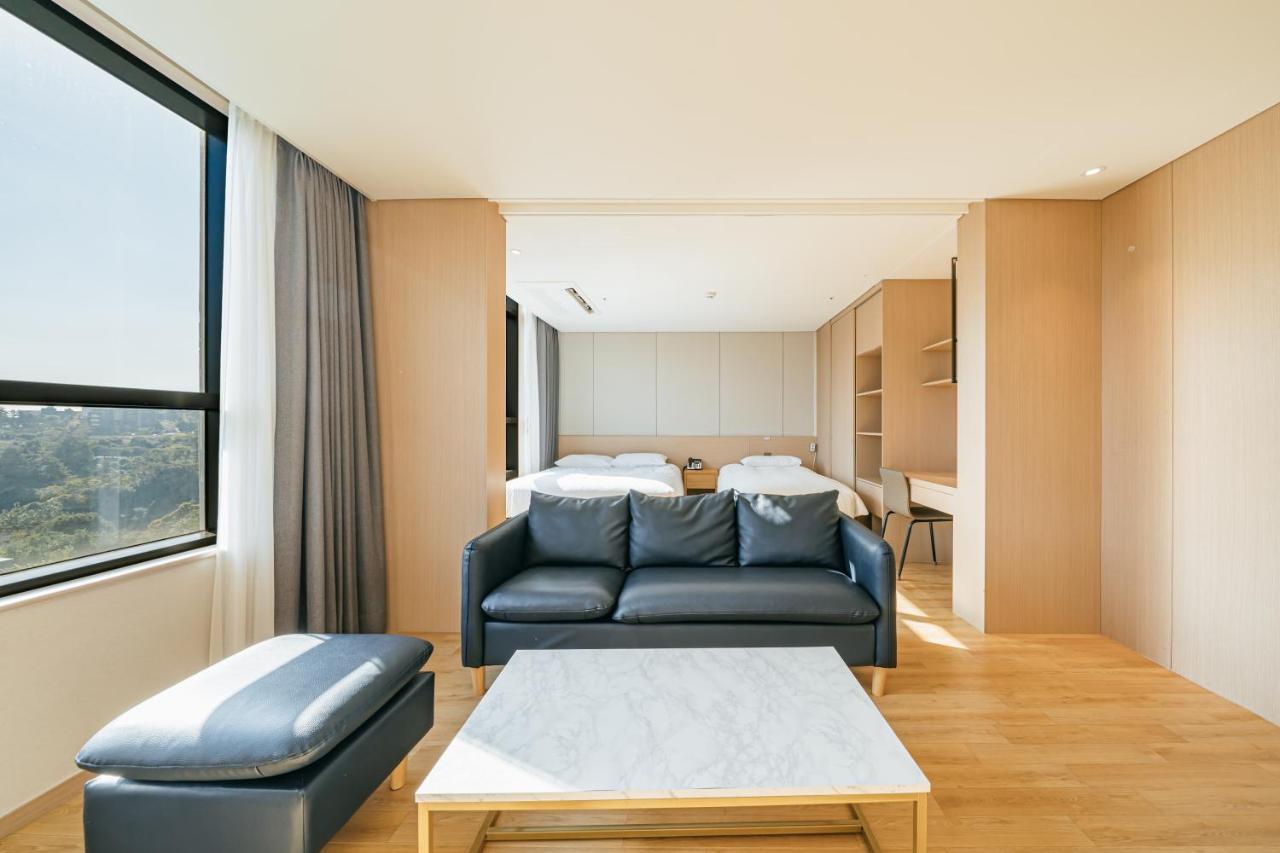 Hotel Zinc Согвипхо Экстерьер фото