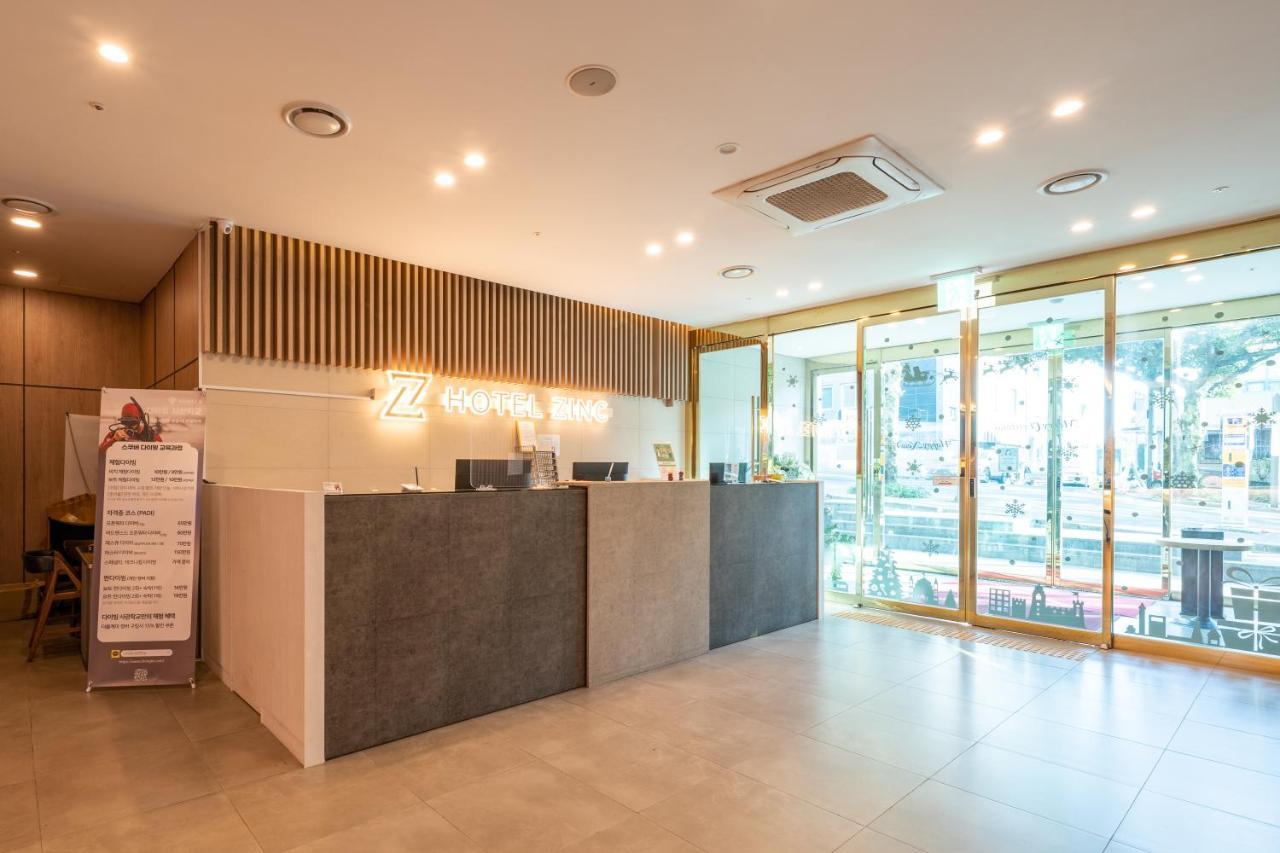 Hotel Zinc Согвипхо Экстерьер фото