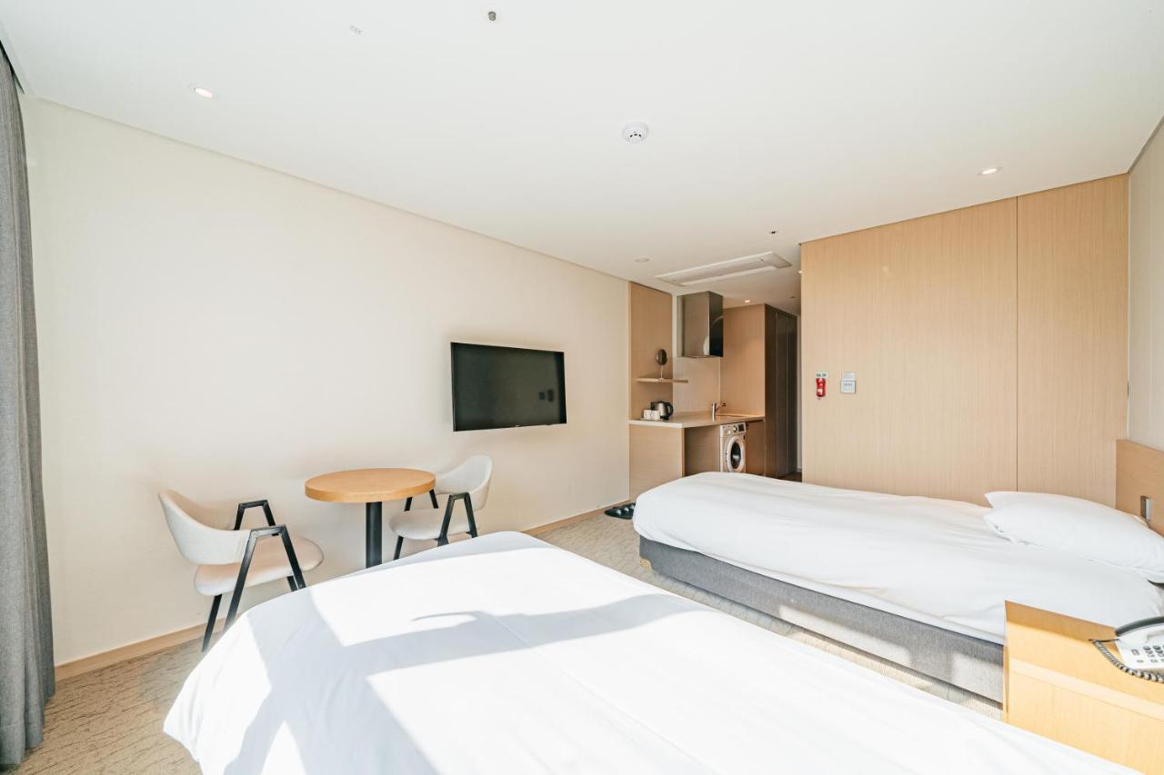 Hotel Zinc Согвипхо Экстерьер фото