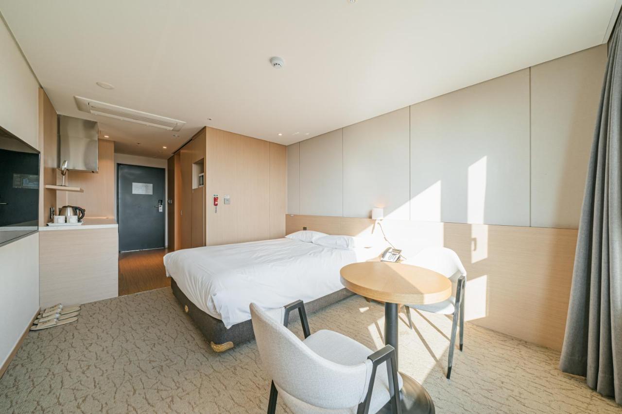 Hotel Zinc Согвипхо Экстерьер фото
