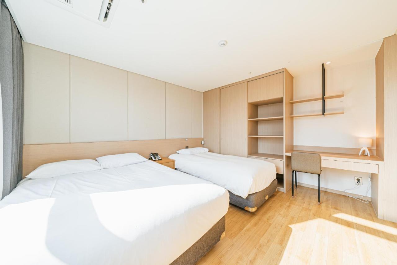 Hotel Zinc Согвипхо Экстерьер фото